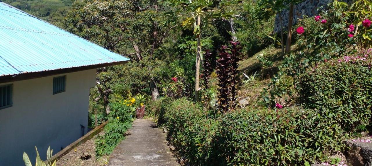 Farila Lodge Kelimutu Esterno foto